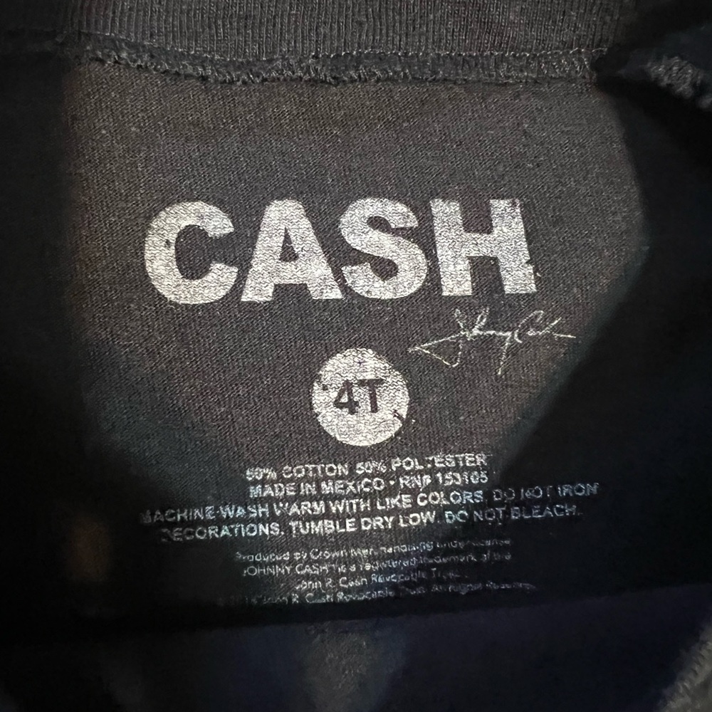 Johnny Cash Kids Black T-Shirt Size 4T - Picture 2 of 3